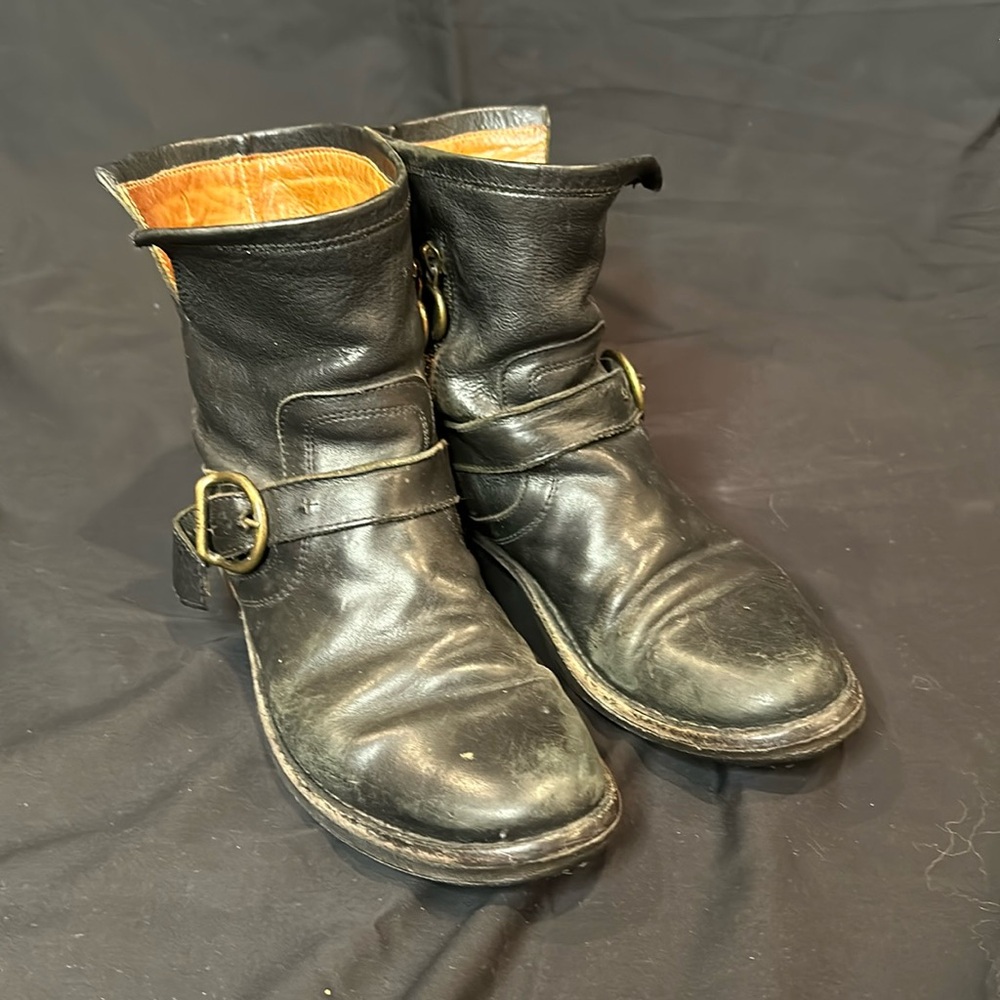 Fiorentini & Baker Short Boots with Buckle Size 35